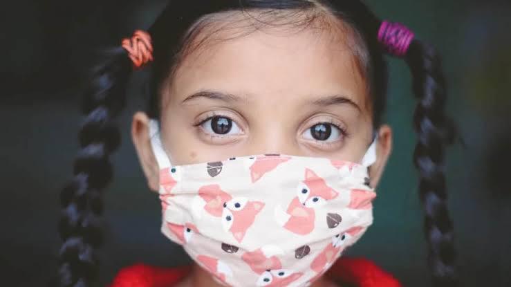 स्कूल खुलते ही संक्रमित हुए बच्चे माता-पिता हुए परेशान