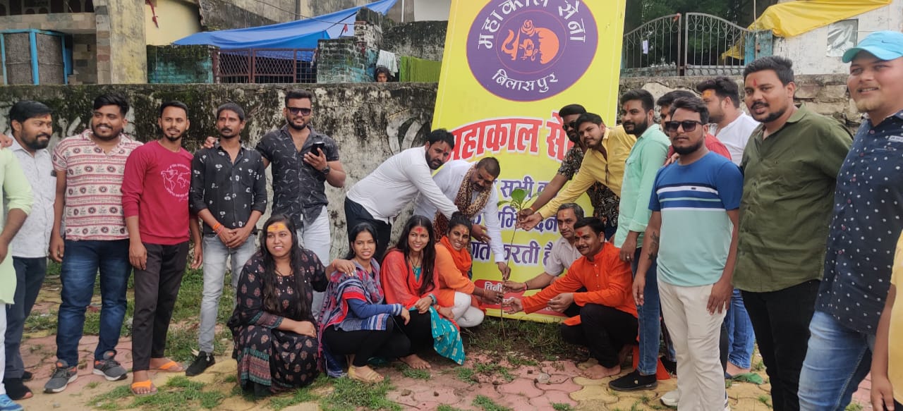 महाकाल सेना ने बड़े भव्यता के साथ मनाया सावन महोत्सव का सातवाँ सोमवार ।