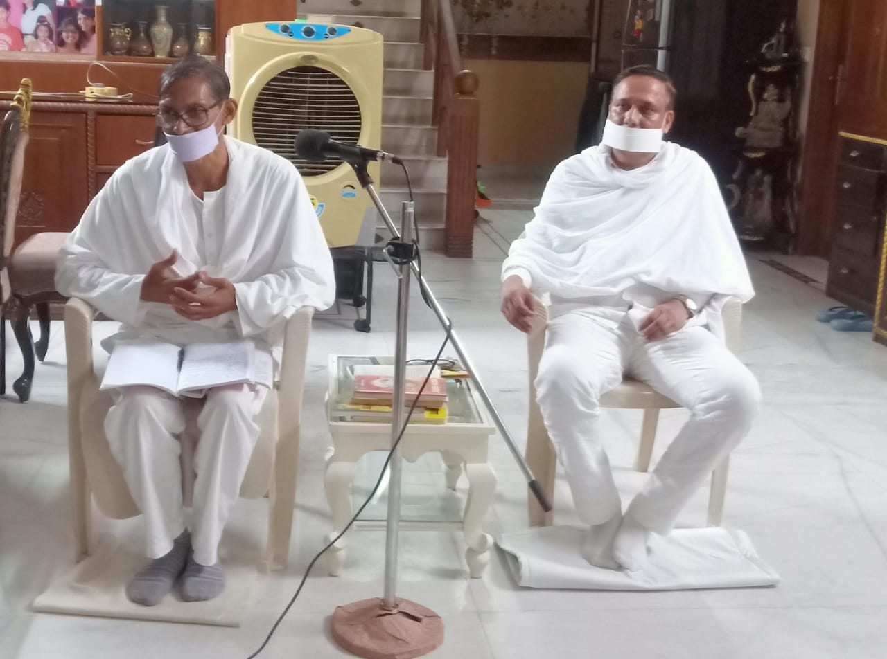 *पयूर्षण महापर्व के तीसरे दिन सामायिक दिवस*  *लगातार बड़ी संख्या में कई दिनों तक अन्न का त्याग एवं सूर्योदय से सूर्यास्त होने तक सिर्फ उबला हुआ पानी लेने की तपस्या*