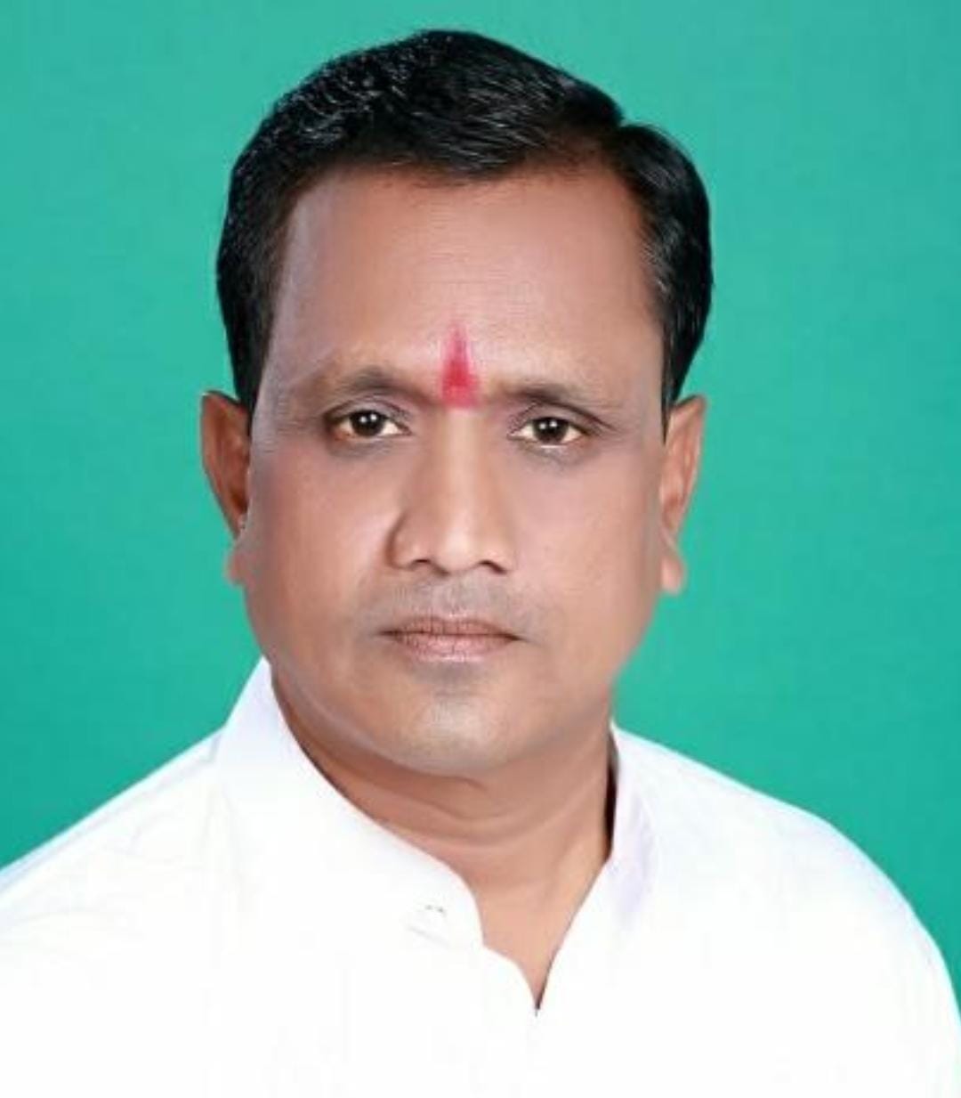 भाजपा की परिवर्तन यात्रा में खैरा में हुआ परिवर्तन, देवरीखुर्द के कट्टर कांग्रेसी दिलीप कश्यप ने अपने 100 समर्थकों के साथ थामा भाजपा का दामन