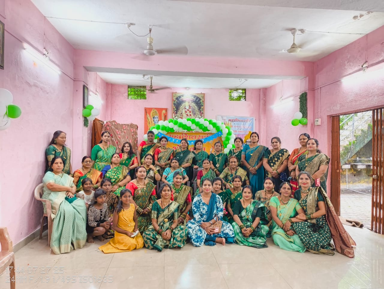 छत्री समाज मातृशक्ति टीम, बिलासपुर द्वारा “सावन सुंदरी उत्सव” का भव्य आयोजन निशा आतकुरवार ने जीता सावन सुंदरी का खिताब