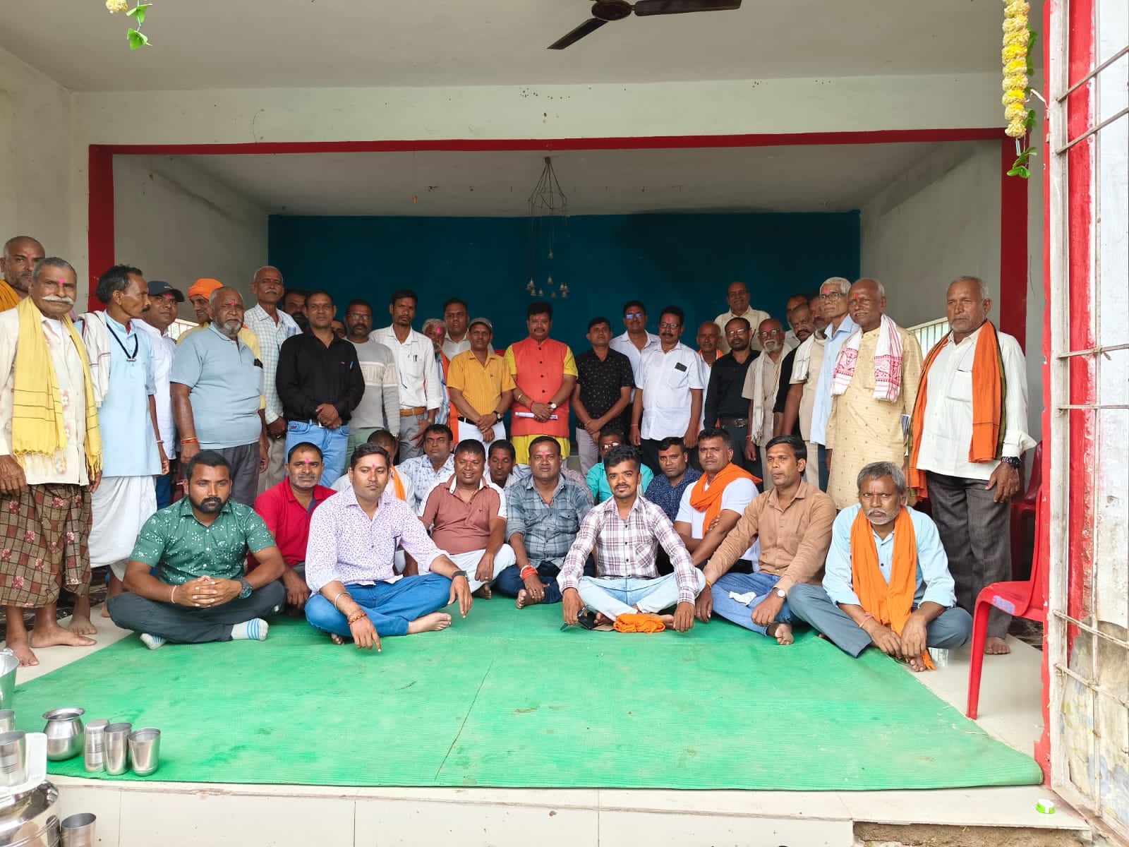 दुर्ग राज यादव ठेठवार समाज एवं प्रांतीय युवा प्रकोष्ठ की महत्वपूर्ण बैठक संपन्न: भगवान श्री कृष्ण की अष्टधातु मूर्ति निर्माण पर सहमति