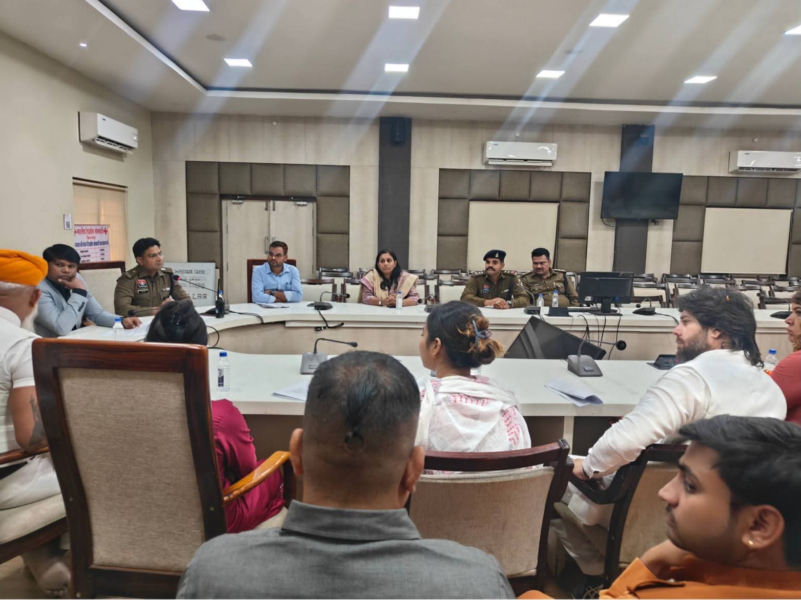 राजपूत समाज करणी सेना का आंदोलन रोकने प्रशासन ने झोंकी पूरी ताकत, संगठन के सभी बड़े पदाधिकारी घर पर ही नजर बंद