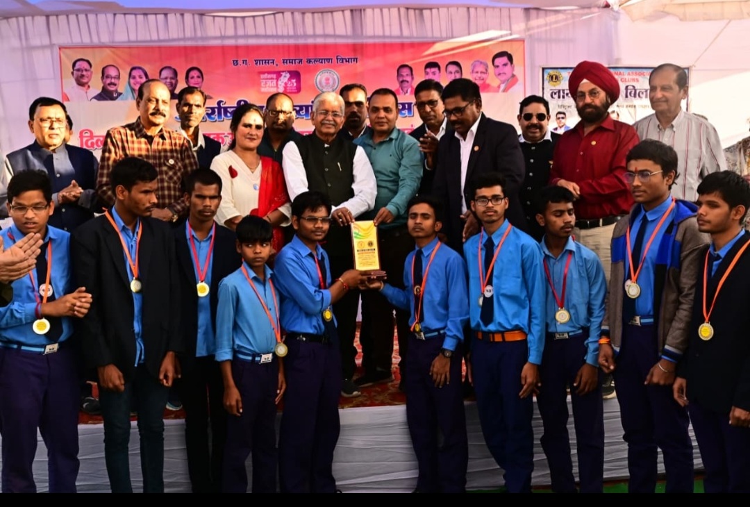 दिव्यांगजनों के सशक्तिकरण के लिए सरकार प्रतिबद्ध : बिल्हा विधायक श्री धरमलाल कौशिक,200 से अधिक दिव्यांग जन सम्मानित,42 को मिला सहायक उपकरण