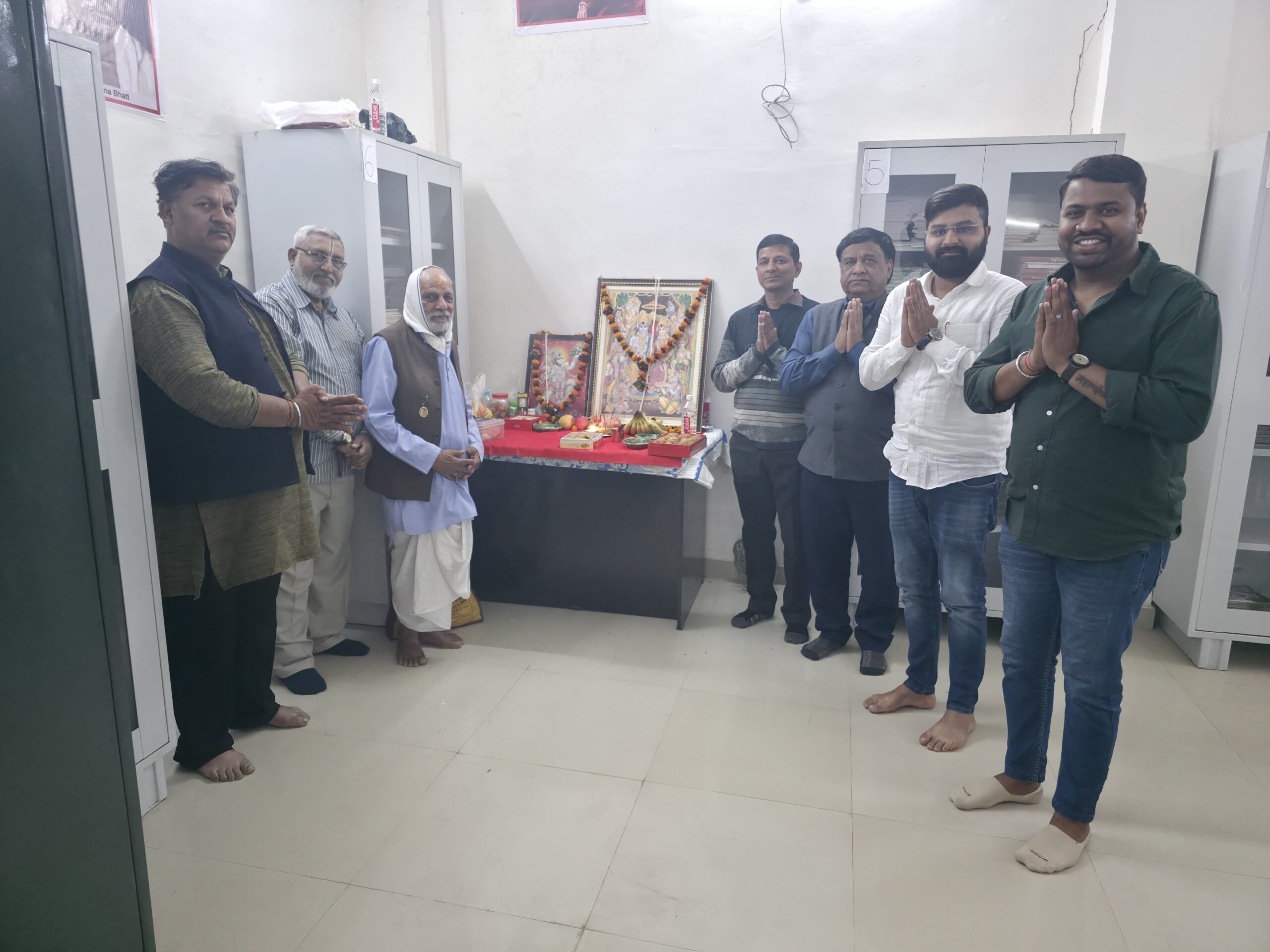 12 जनवरी से लाल बहादुर शास्त्री स्कूल प्रांगण में होने वाली श्री राम कथा के कार्यालय का हुआ शुभारंभ