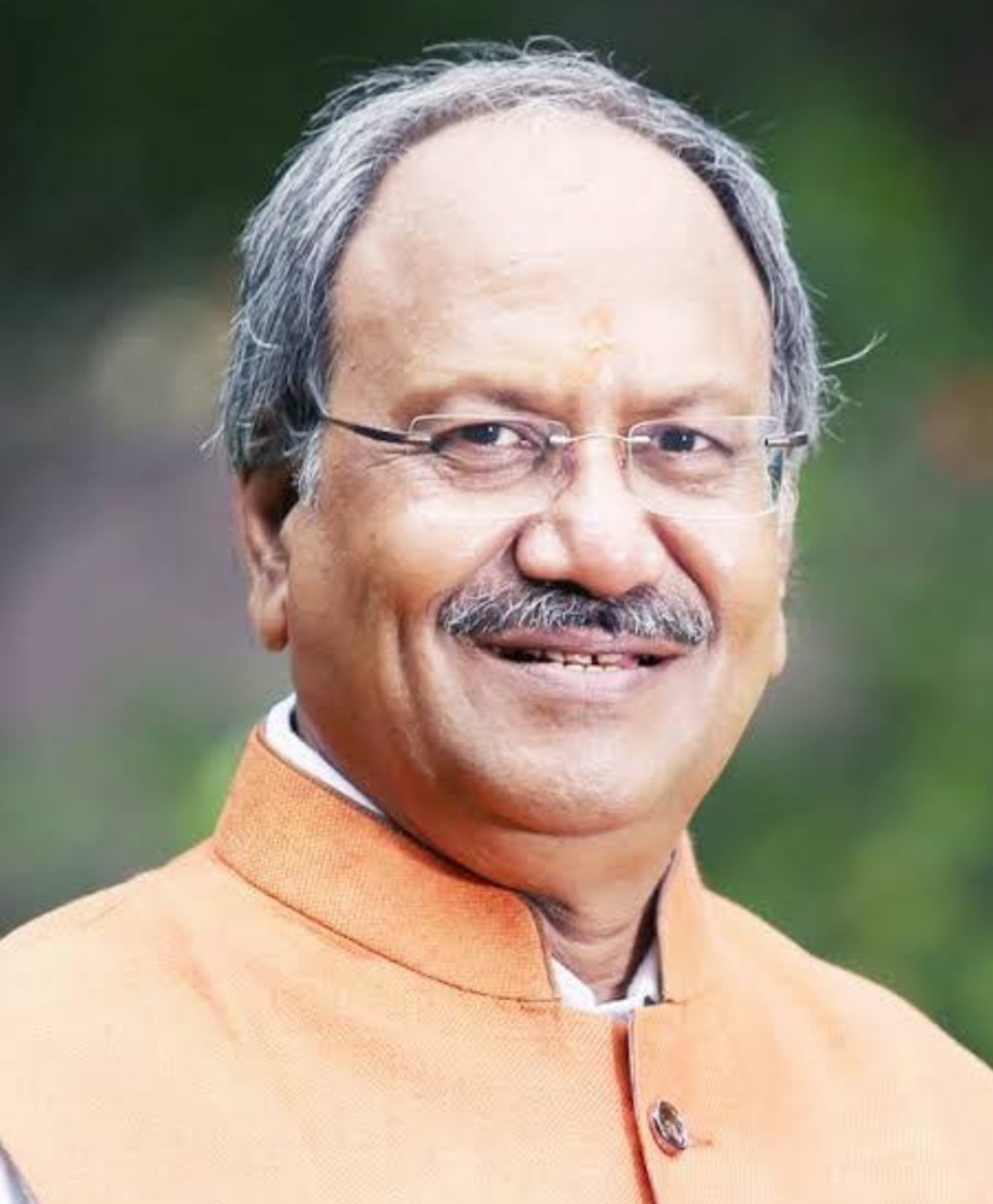 सांसद बृजमोहन अग्रवाल की याचिका सुनवाई हेतु स्वीकृत ,शासन से जवाब तलब