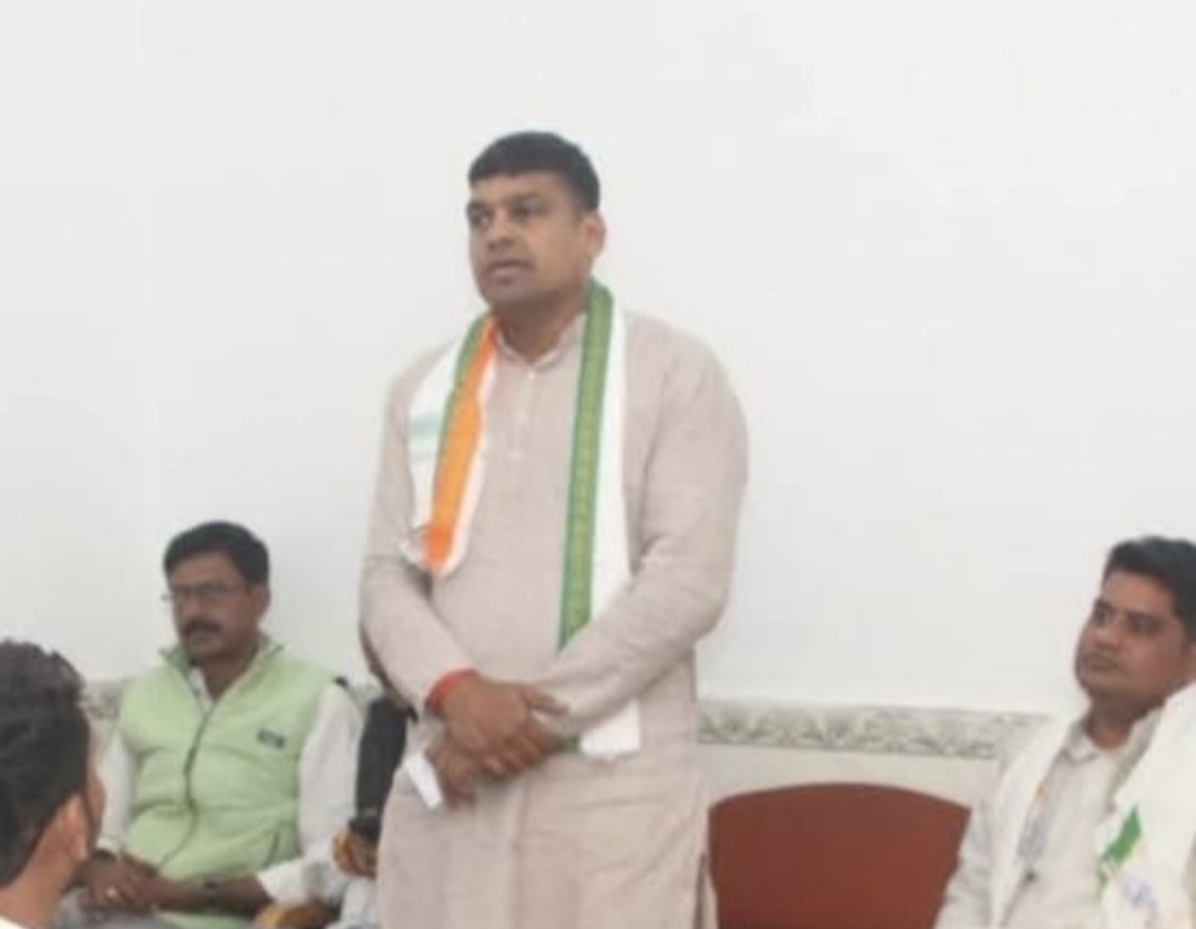 बेलतरा में ₹100 प्रति वर्गफुट वसूली का आरोप बना सियासी बारूद, सत्ता की कार्यप्रणाली पर उठ रहें गंभीर सवाल..