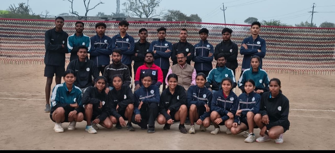 70वी राष्ट्रीय जूनियर बॉल बैडमिंटन प्रतियोगिता 2025-26 के लिए, छत्तीसगढ़ राज्य की जूनियर बालक एवं बालिका टीमें रवाना