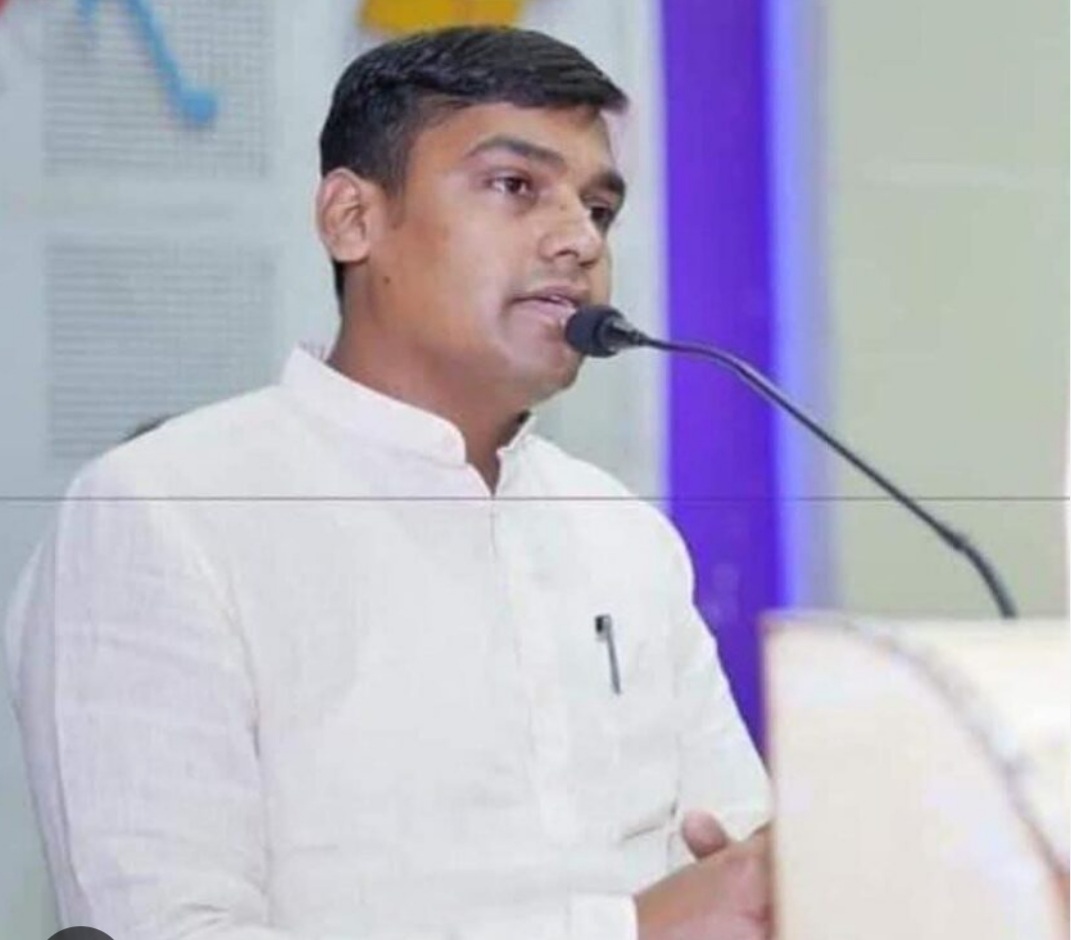 एक घर, दो अनुकंपा, वही अफसर, वही सिस्टम: शिक्षा विभाग के घोटाले पर अंकित गौराहा का हमला, कमिश्नर से स्वतंत्र जांच की मांग