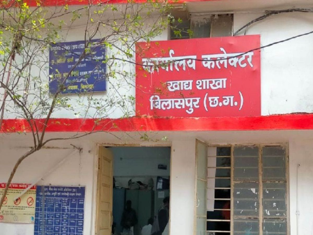 90 हजार की रिश्वत लेते फूड इंस्पेक्टर गिरफ्तार, एसीबी की बड़ी कार्रवाई, फूड कंट्रोलर की भूमिका संदिग्ध