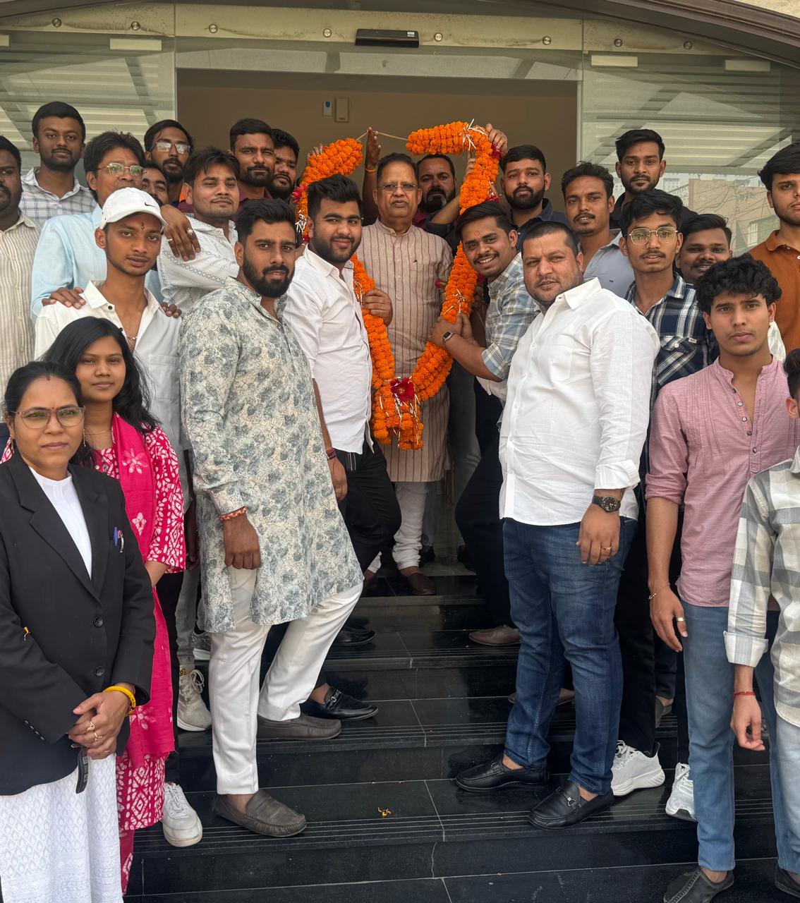 भाजपा युवा मोर्चा बिलासपुर, दक्षिण के कोषाध्यक्ष नियुक्त होने पर मानस यादव ने किया शहर विधायक अमर अग्रवाल और भाजपा ज़िलाध्यक्ष दीपक सिंह ठाकुर का आभार