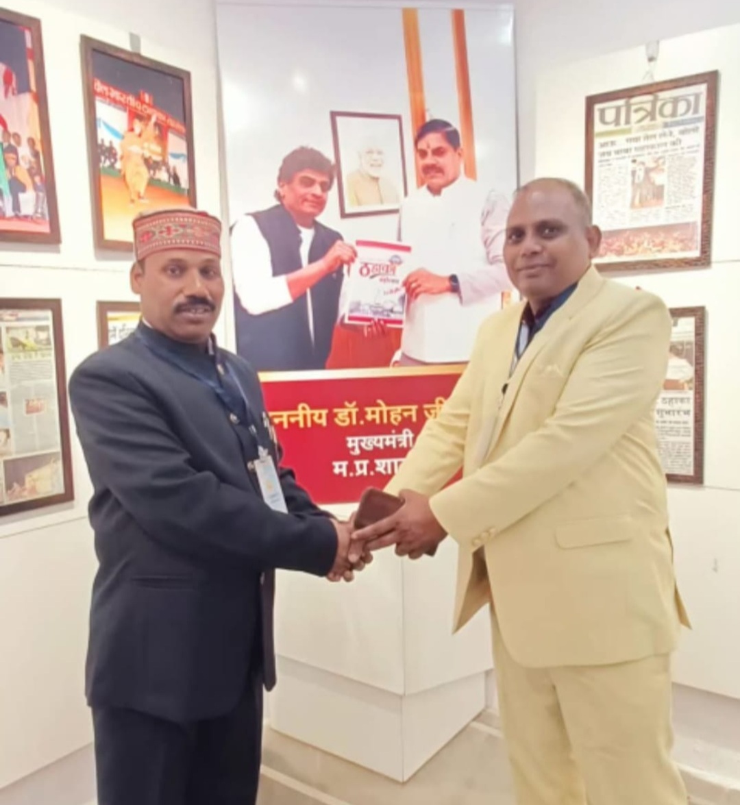 विनय शर्मा दीप को नवीन पाठ्यक्रम से मिली पहचान ……… डॉ. राम रतन श्रीवास “राधे राधे”