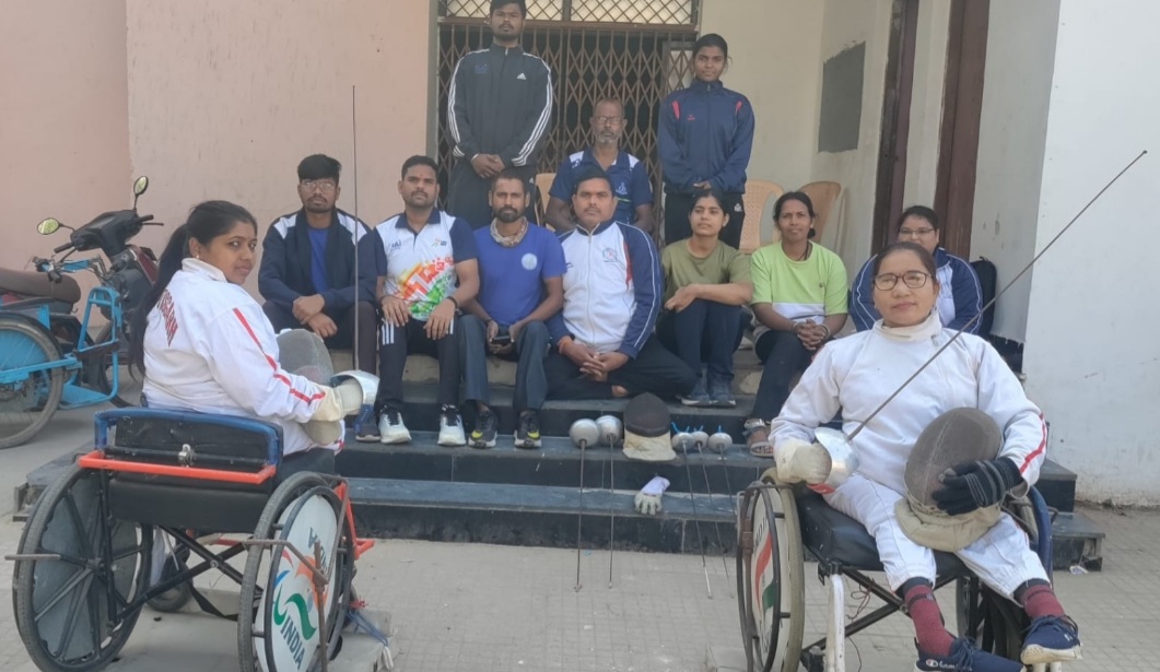 18वीं राष्ट्रीय व्हीलचेयर तलवारबाजी प्रतियोगिता: छत्तीसगढ़ टीम जयपुर रवाना