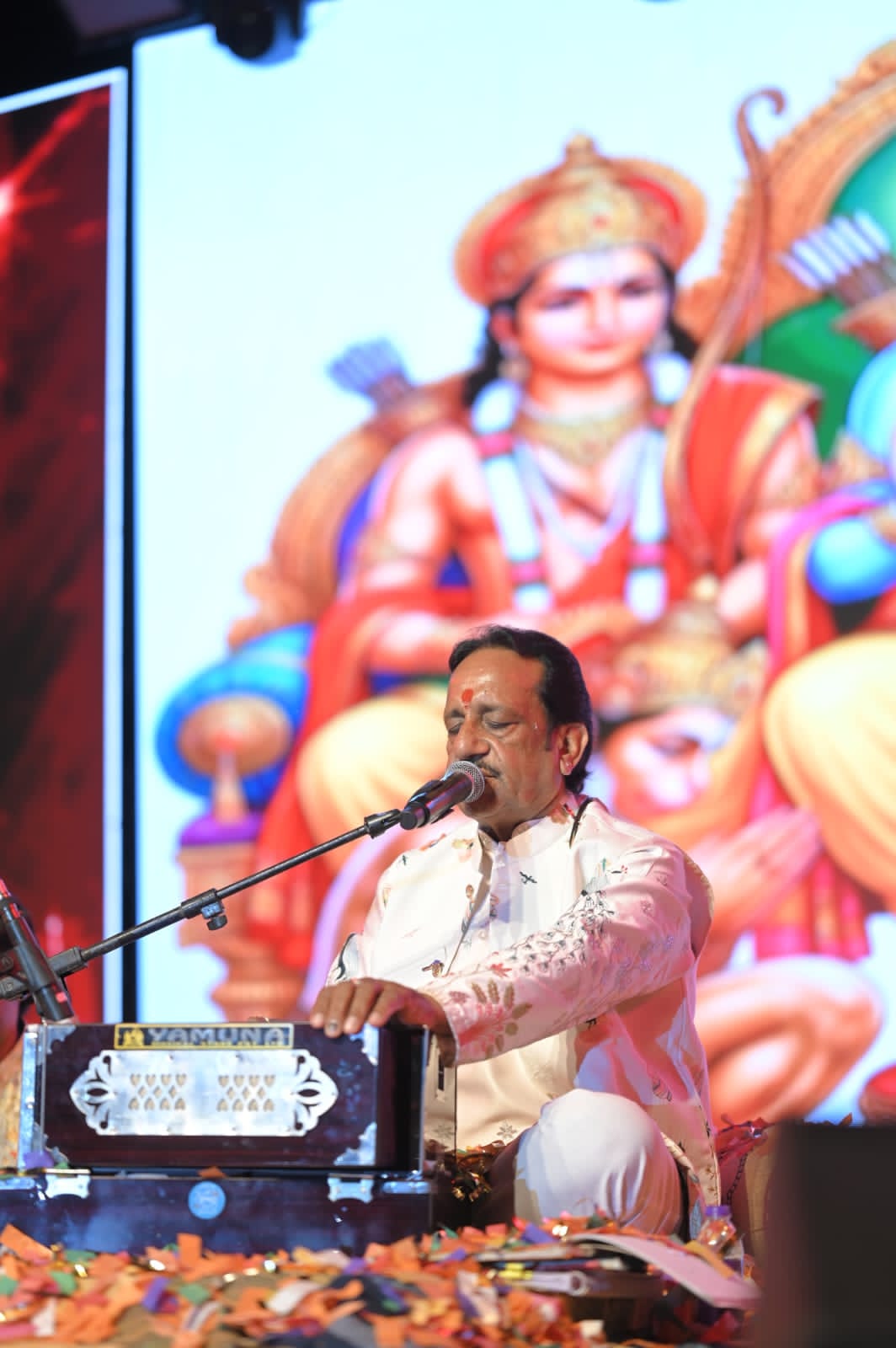 श्री हनुमान सेवा समिति रामसेतु चौक सरकंडा के दो दिवसीय हनुमान जन्मोत्सव कार्यक्रम से बिलासपुर हुआ भक्ति में लीन