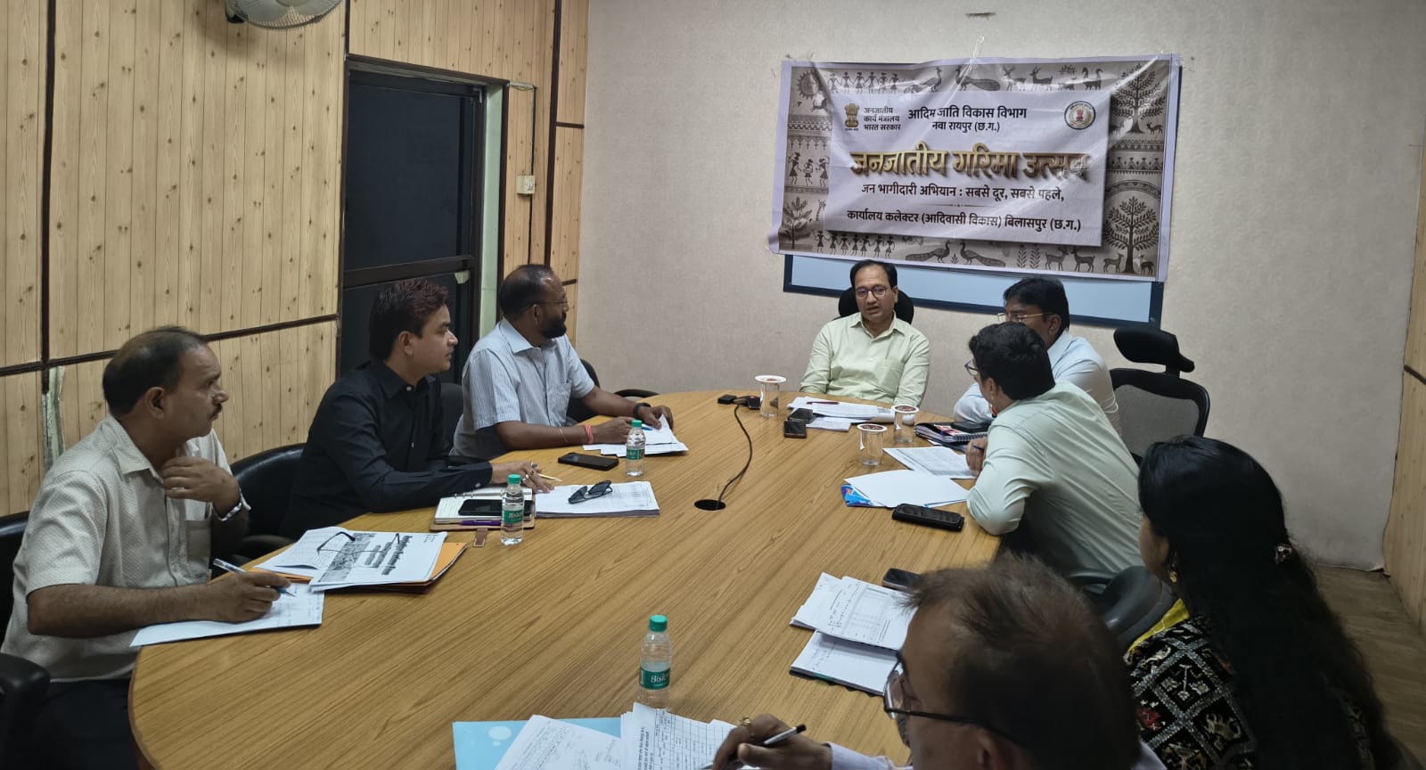 जिले में 18 से 25 मई तक चलेगा जनजातीय गरिमा उत्सव जन भागीदारी अभियान, कलेक्टर ने तैयारियो की समीक्षा की