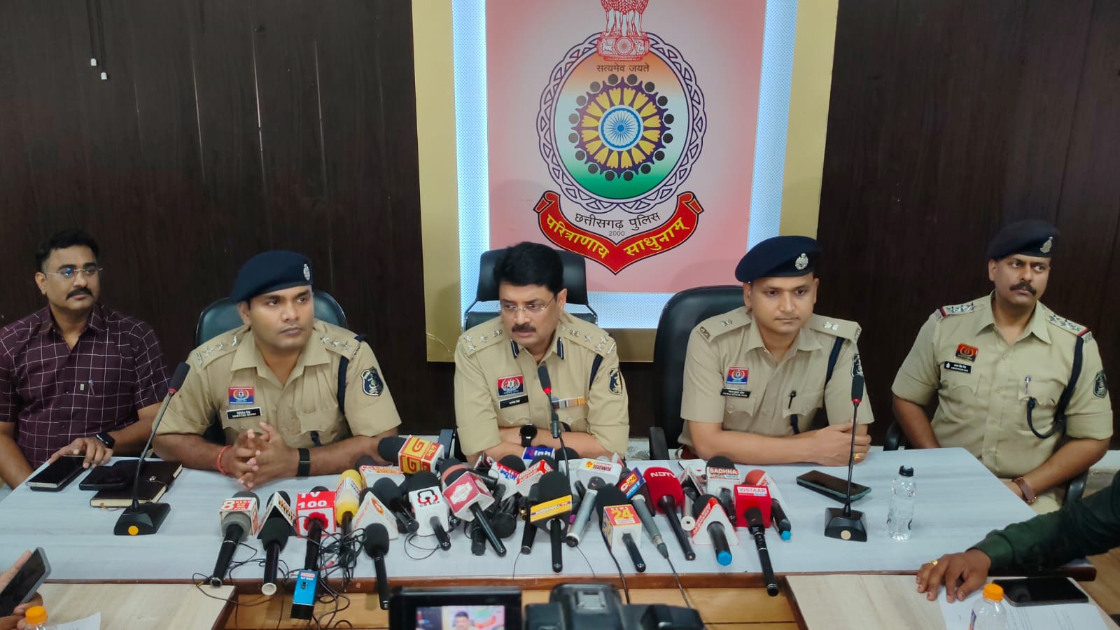 डीजल लूटपाट करने वाले संगठित गिरोह के शातिर आरोपियों को किया गया गिरफ्तार