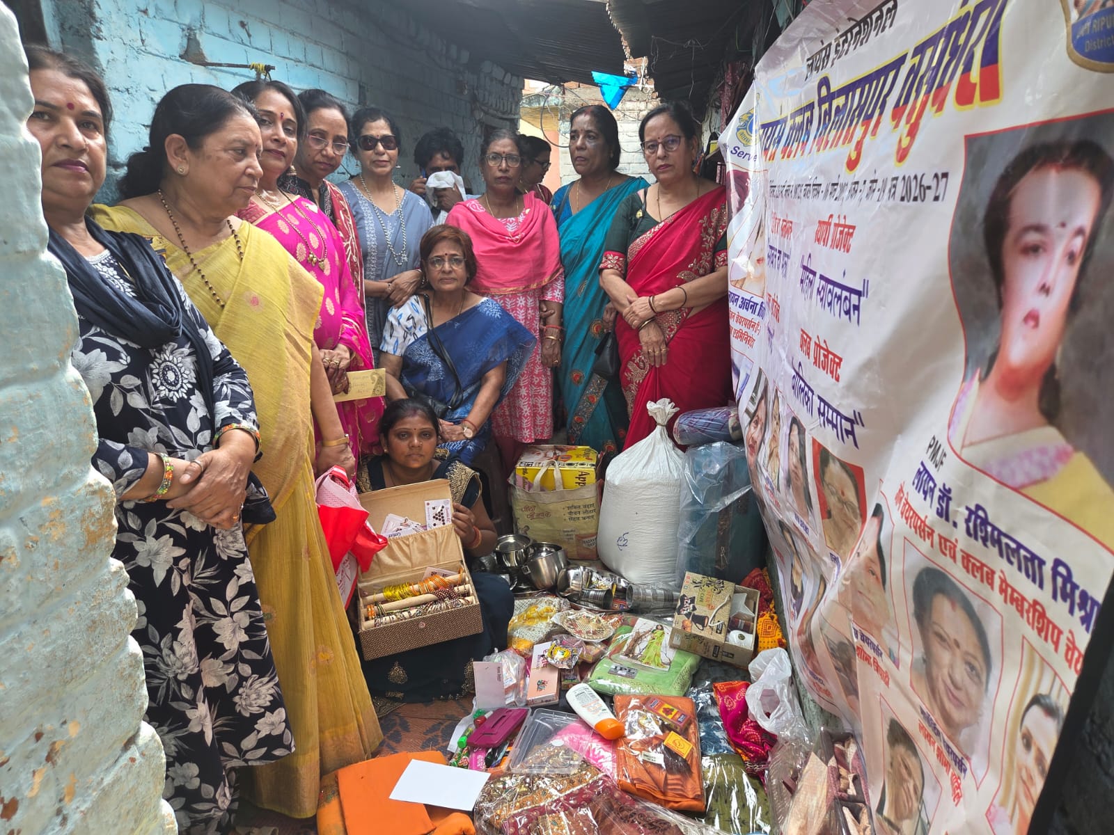 निर्धन कन्या के विवाह में सहयोग को आगे आया ब्राह्मण समाज व वसुंधरा क्लब, जरूरतमंद परिवार को सौंपा विवाह का संपूर्ण सामान