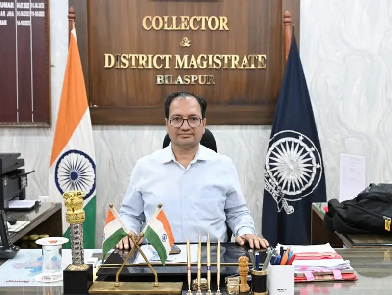 लगातार बारिश के मद्देनजर कलेक्टर संजय अग्रवाल ने अधिकारियों को दिए फील्ड में रहने के निर्देश
