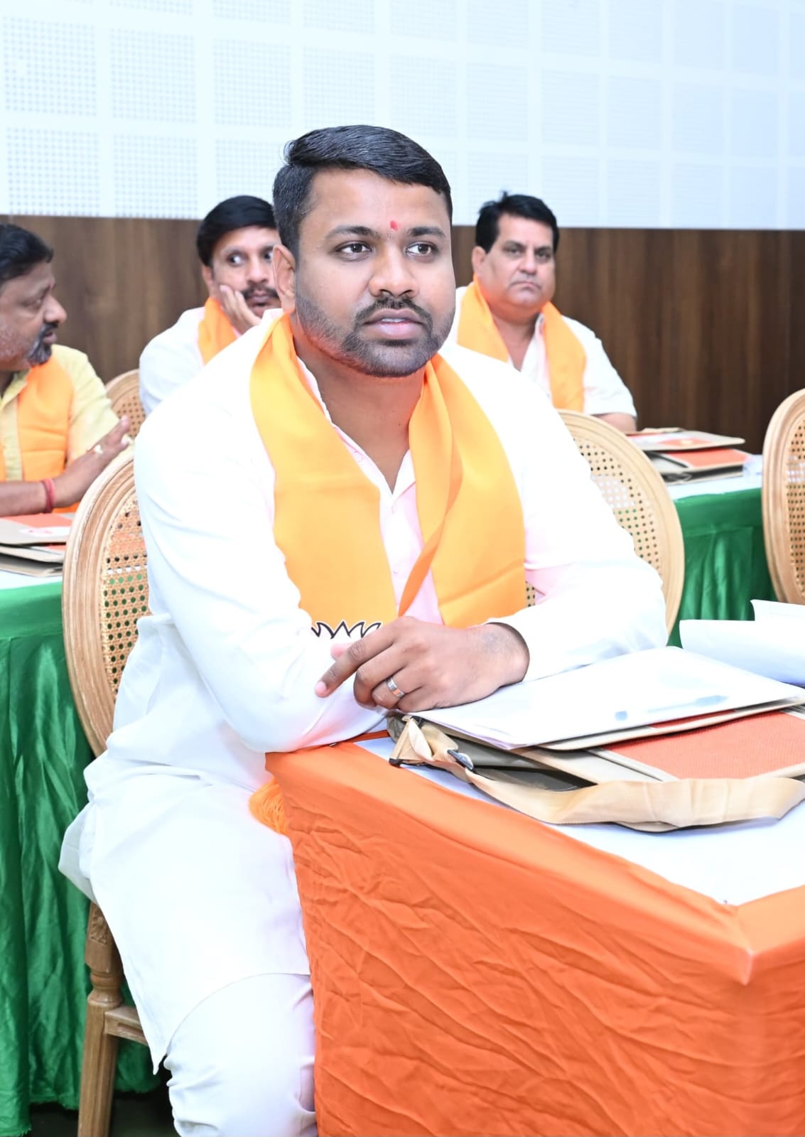 भाजयुमो बिलासपुर मध्य मंडल के प्रभारी बनाए गए महर्षि बाजपेयी