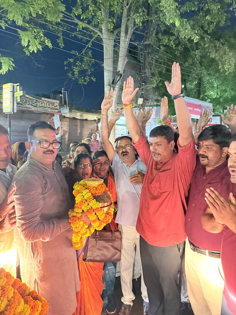 संत शिरोमणि गुरु रविदास महाराज जी के पवित्र मिट्टी कलश का भाजपा ग्रामीण में भव्य स्वागत