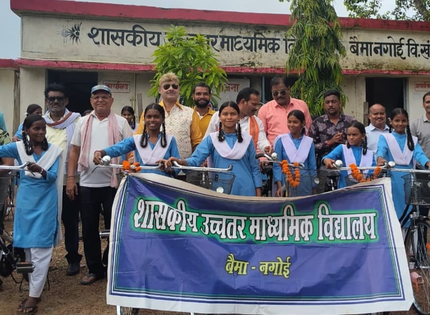 बेटियां पढ़ेंगी – तो राष्ट्र बढ़ेगा- त्रिलोक चंद्र श्रीवास