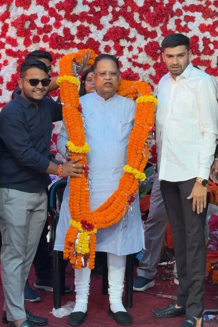 पूर्व मंत्री अमर अग्रवाल का जन्मदिन: सुबह से देर शाम तक लगा रहा कार्यकर्ताओं का तांता, भाजयुमो नेताओं ने भी दी बधाई