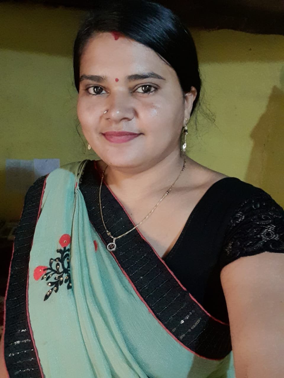 माहेश्वरी पटेल को ‘डॉ० विनय कुमार पाठक के समकालीन साहित्य में विभिन्न विमर्श पर पी-एच.डी०